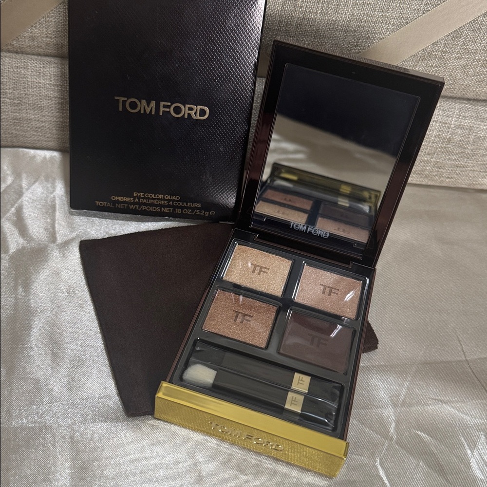 Tom Ford 'Peach Glamour' Eyeshadow eye color Quad Palette